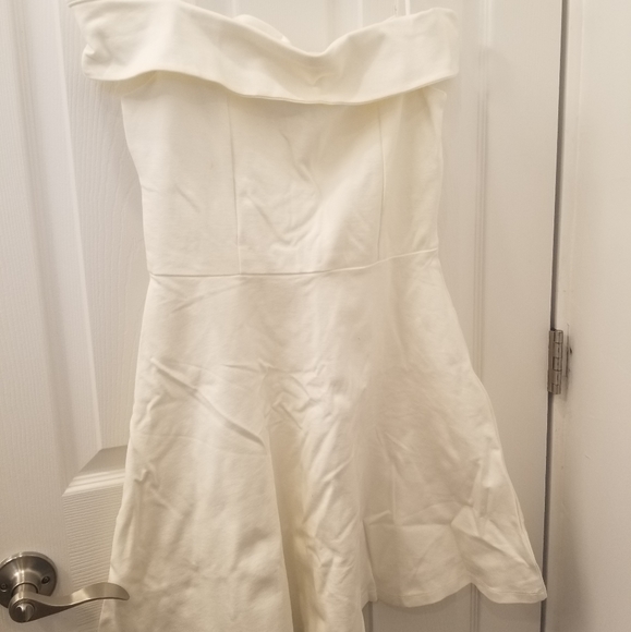 White Lulus dress size M/6 - Picture 3 of 4